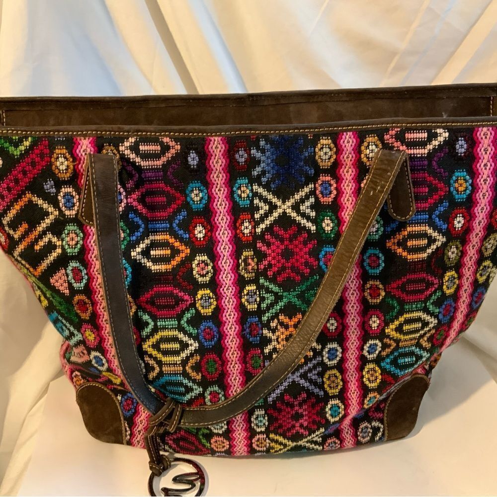 Arloom bag multicolor zip top made in Guatemala